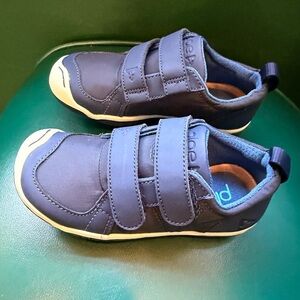 NWOB PLAE Lucien  Blue Sneakers Sz Boys 10.5